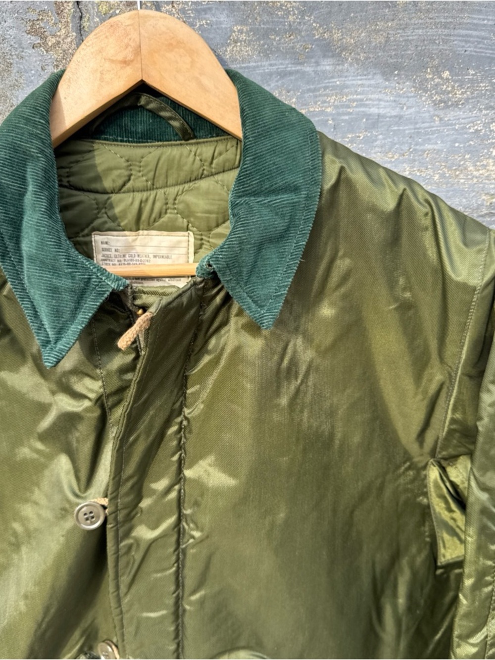 Vintage US Military Extreme Cold Weather Impermeable Jacket M Scovill Zip 70s